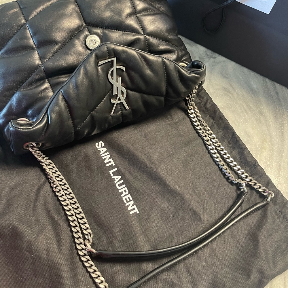 SAINT LAURENT Loulou quilted shoulder bag - Picture 4 of 10